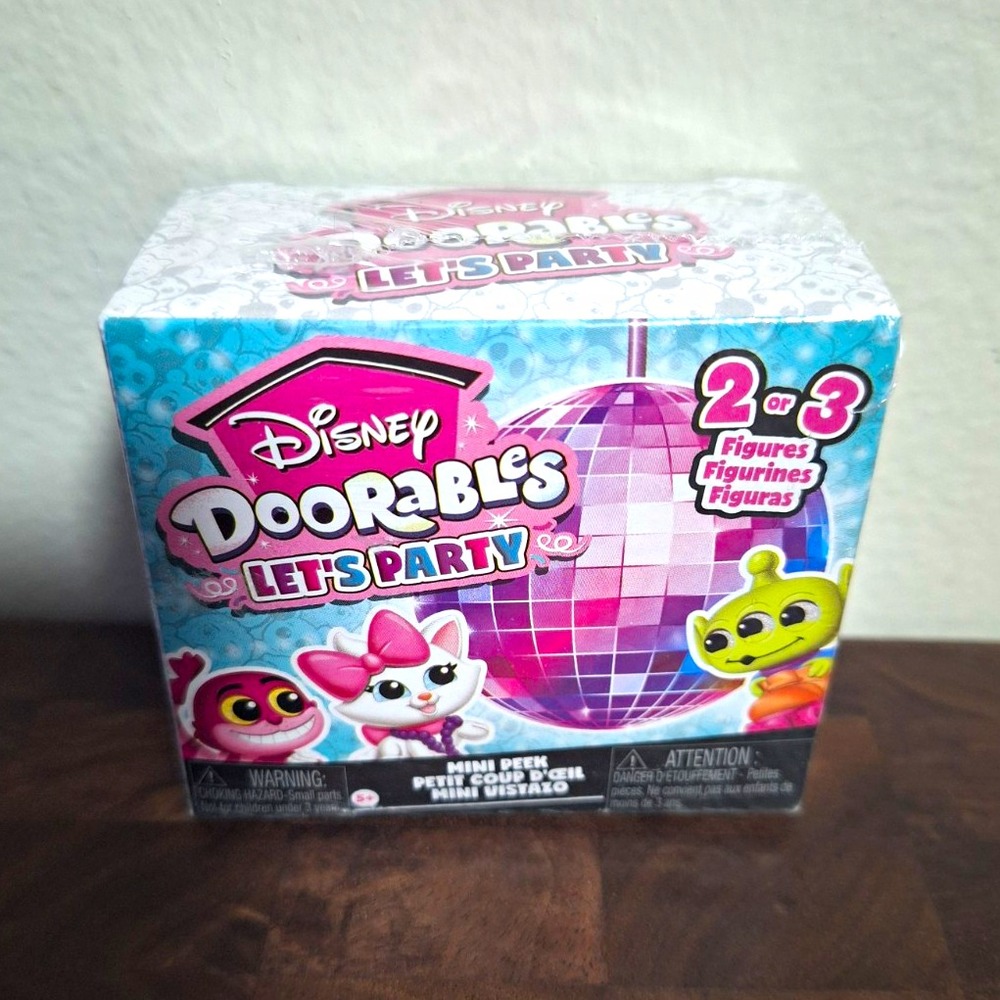 Disney Doorables Let's Party Mini Peek Sealed Box Blind Pack 2-3 Figures